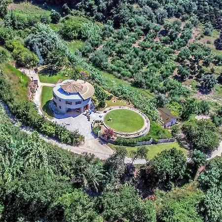 别墅 Round Family Near Ancient Olympia & The Sea *